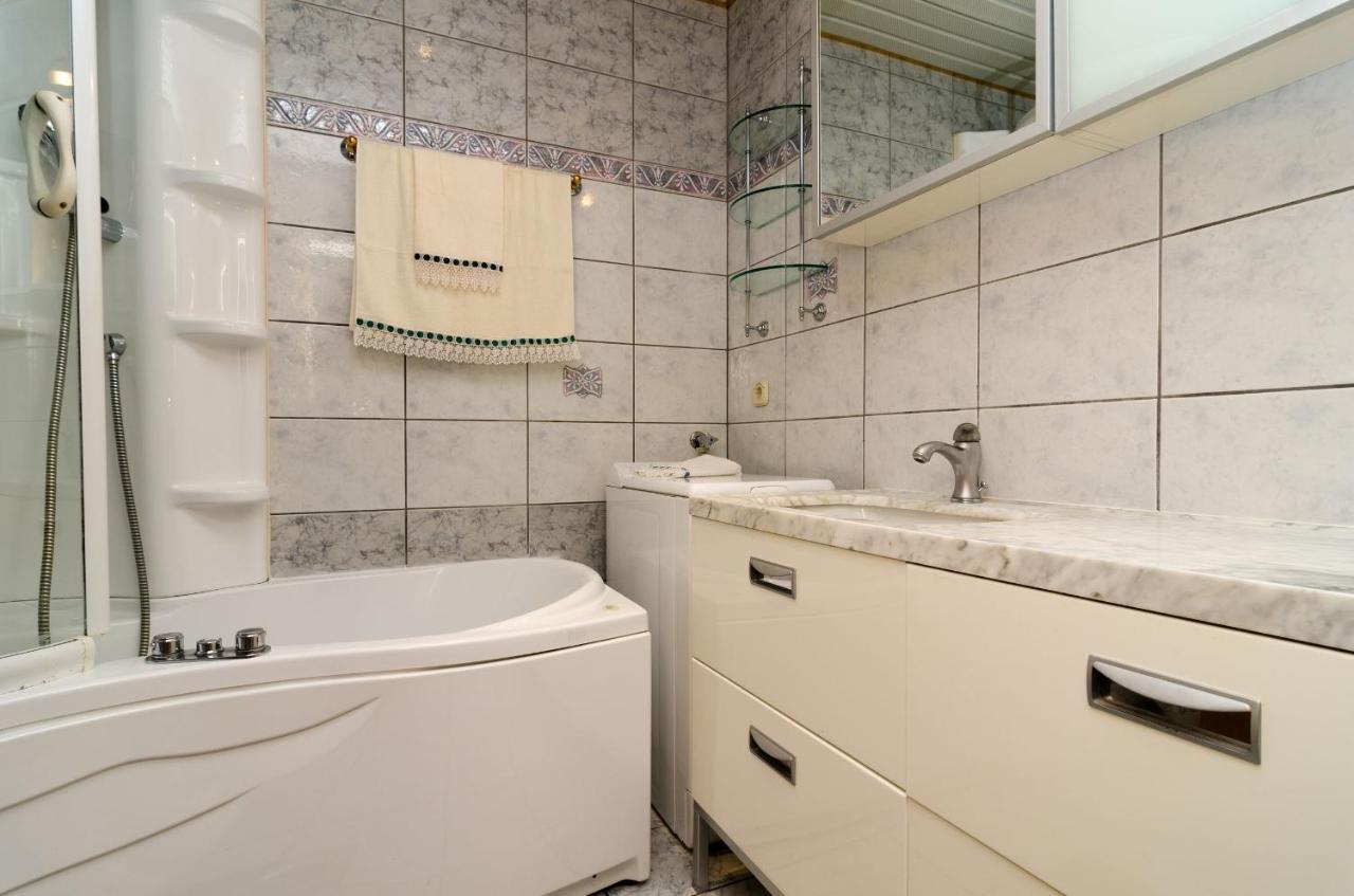 Paco Apartman
